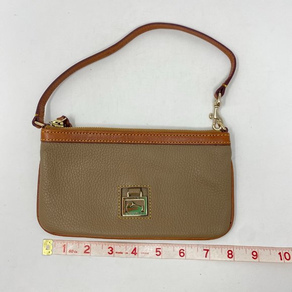 Dooney & Bourke Pebble Grain Medium Wristlet - Picture 7 of 15